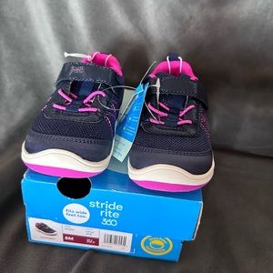 Stride Rite 360 Carson Sneaker Navy/Pink Shoes 5T